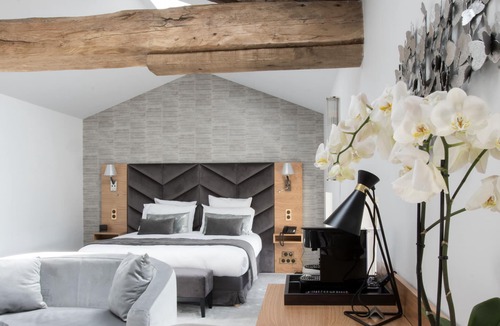 Varilhes Hotel | Château de Longpré