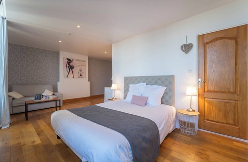 L'Honor-de-Cos Hotel | Château de Loubéjac