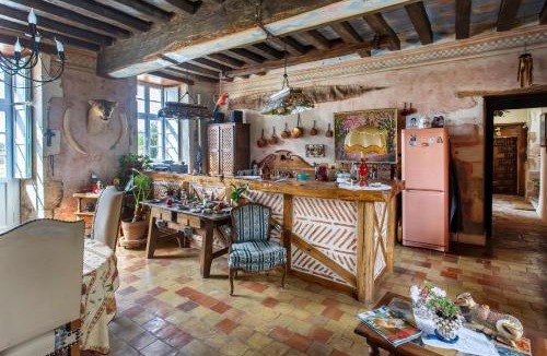 Montignac-Charente Bed & Breakfast | Château de Lugérat