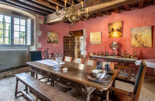 Montignac-Charente Bed & Breakfast | Château de Lugérat