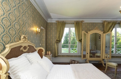 Conty Hotel | Château de Luzières
