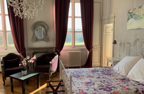 Roanne House | Château de Matel