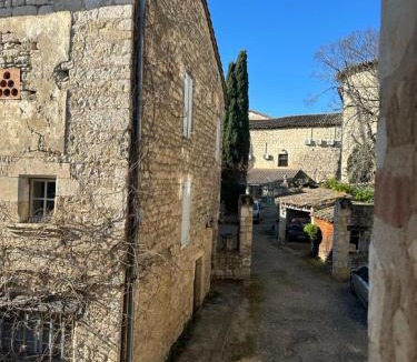 Senouillac Bed & Breakfast | château de Mauriac