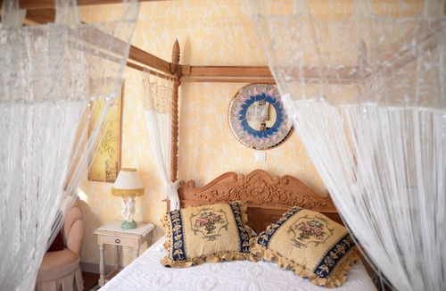 La Croix-Valmer Hotel | Château de Meï-Lésé