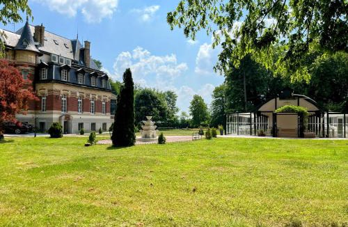 Moliens Bed & Breakfast | Château de Moliens
