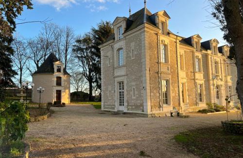 Oize Bed & Breakfast | Château de Montaupin