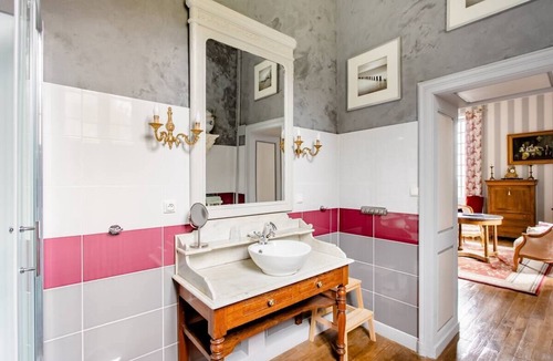 Fleurigne House | Château de Montbrault