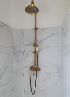 Canisy Bed & Breakfast | Château de Montmireil