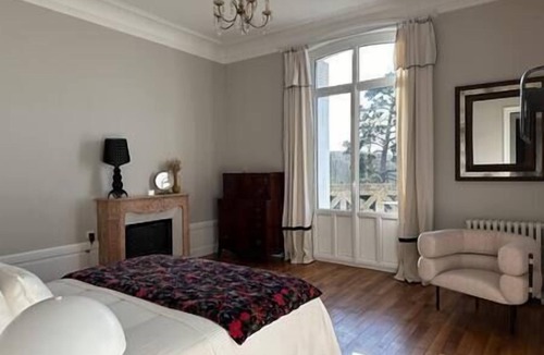 Linars House | Château de Moulède - Chambre 8