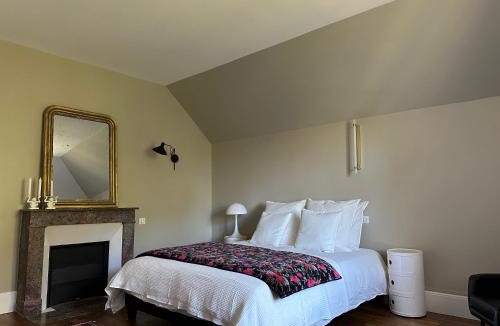 Linars House | Château de Moulède