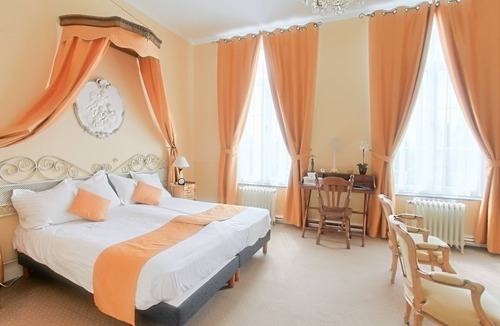 Aire-sur-la-Lys Bed & Breakfast | Château de Moulin le Comte