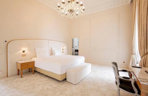 Briollay Hotel | Château De Noirieux