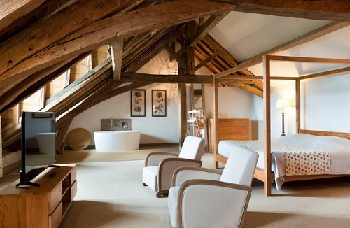 Nazelles-Negron Hotel | Château de Perreux, The Originals Collection