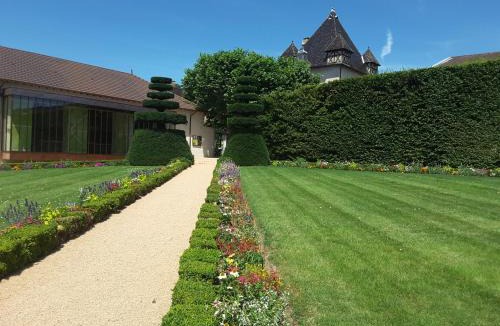 Saint-Jean-d'Ardieres Hotel | Château de Pizay