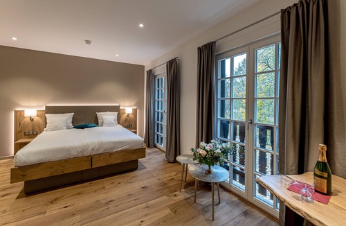 Robertsau Hotel | Château de Pourtalès