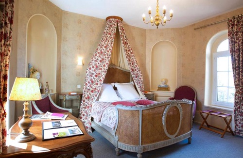 Charge Hotel | Château de Pray