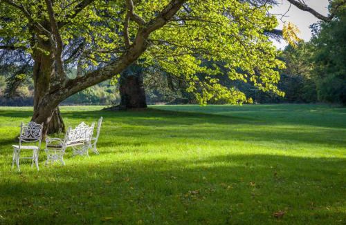 Cere-la-Ronde Hotel | Château De Razay
