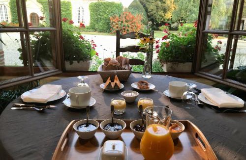 Chevannes Bed & Breakfast | Château de Ribourdin