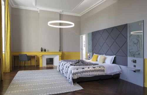 Montgeard Bed & Breakfast | Château de Roquefoulet Luxury Guesthouse & Spa