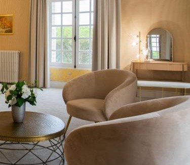 Teilhet Hotel | Château de Roques
