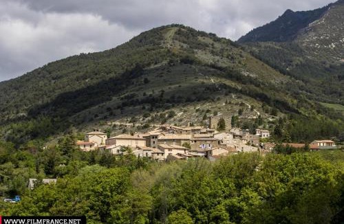 Rosans Bed & Breakfast | Château de Rosans