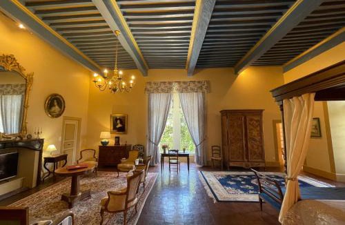 Rousson Bed & Breakfast | Château de Rousson