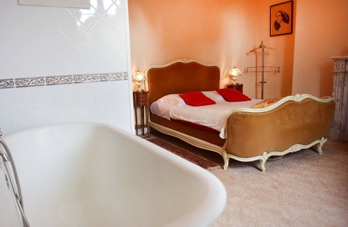 Bonnac-la-Cote Bed & Breakfast | Château de Saint-antoine