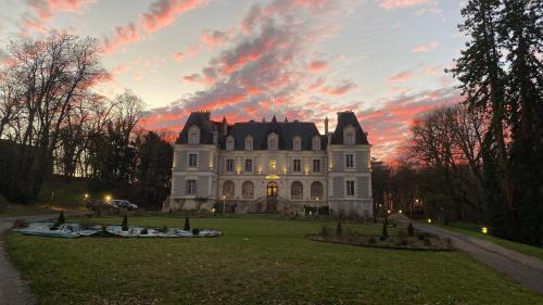 Saint-Bohaire Bed & Breakfast | Château de Saint-Bohaire
