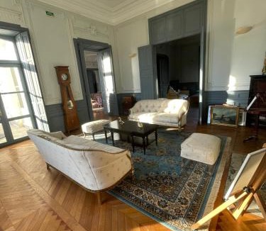 La Bruere-sur-Loir Bed & Breakfast | Château de Savonnières