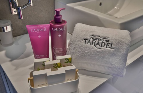 Taradeau House | Château de Taradel