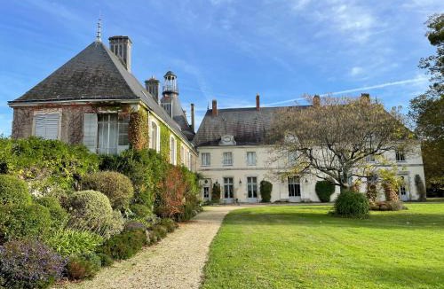 Thouare-sur-Loire Bed & Breakfast | Château de Thouaré