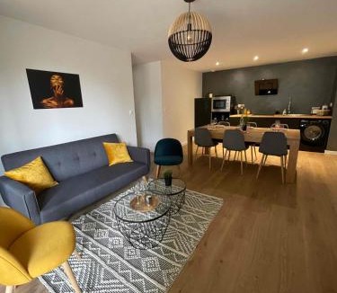 Hersin-Coupigny Apartment | Château de Toile, Gîte du Bosquet
