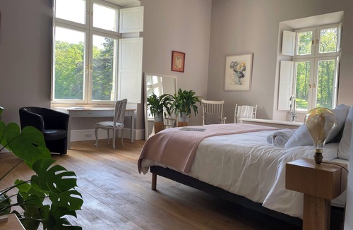 Sache Hotel | Château de Valesne