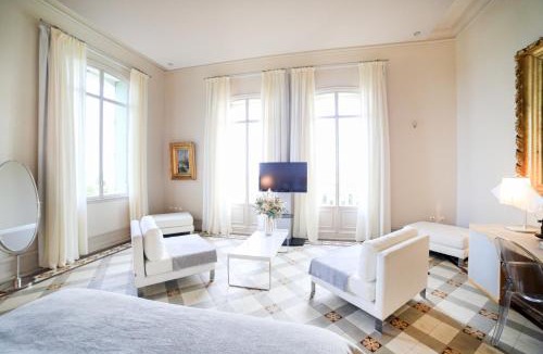 Plage d'Argeles Bed & Breakfast | Château de Valmy - Chambres d'hôtes