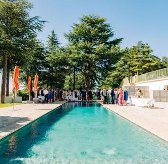 Plage d'Argeles Bed & Breakfast | Château de Valmy - Chambres d'hôtes