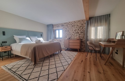 La Chapelle-Villars Hotel | Château de Villars