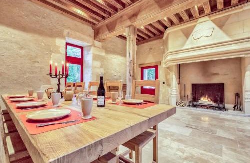 Vielmanay House | Château de Vieux Moulin