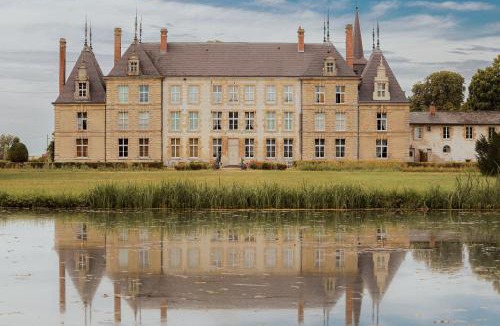 Vitry-la-Ville Bed & Breakfast | Château de Vitry-la-Ville