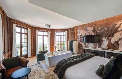 Cruseilles Hotel | Château des Avenieres