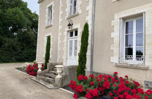 Mouchamps Bed & Breakfast | Château des Cèdres