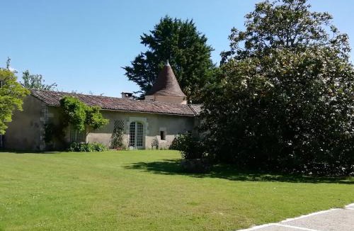 Saint-Fort-sur-Gironde House | Château des Salles