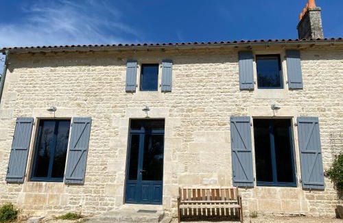 Echire House | Château des Loups - Les Pommiers