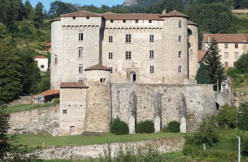Chalmazel-Jeansagniere House | Château des Marcilly Talaru