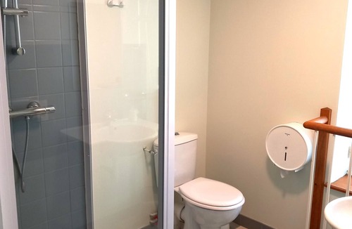 St Denis de Gastines Bed & Breakfast | Château du Bourg