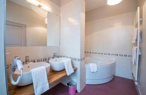 Bellerive-sur-Allier Hotel | Château du Bost - Teritoria