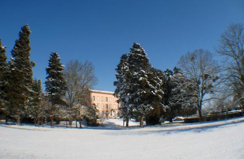 Montaut-Ariege House | Château du Pegulier Location Intégrale