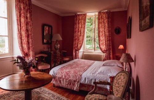 La Jaille-Yvon Bed & Breakfast | Château du Plessis - Anjou