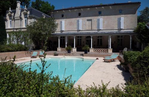 Artigues-pres-Bordeaux Bed & Breakfast | Château Fleur D'Aya
