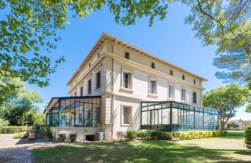 Saint-Genies-des-Mourgues Bed & Breakfast | Château Sainte Colombe - Chambres