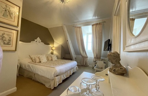 Monpazier Hotel | Château Hôtel Edward 1er